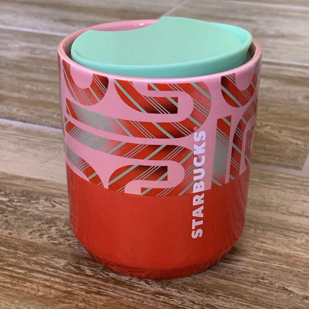 NEW Starbucks Holiday Ombre Candy Cane Red & Green 8oz Ceramic Mug With Lid